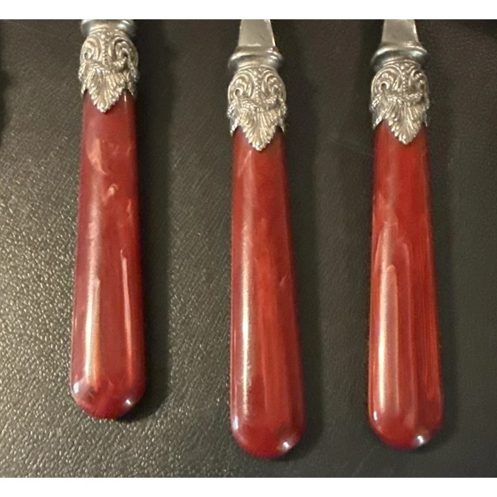 EME Napoleon Pearl Red Stainless Steel 33 Pieces Italy Flatware